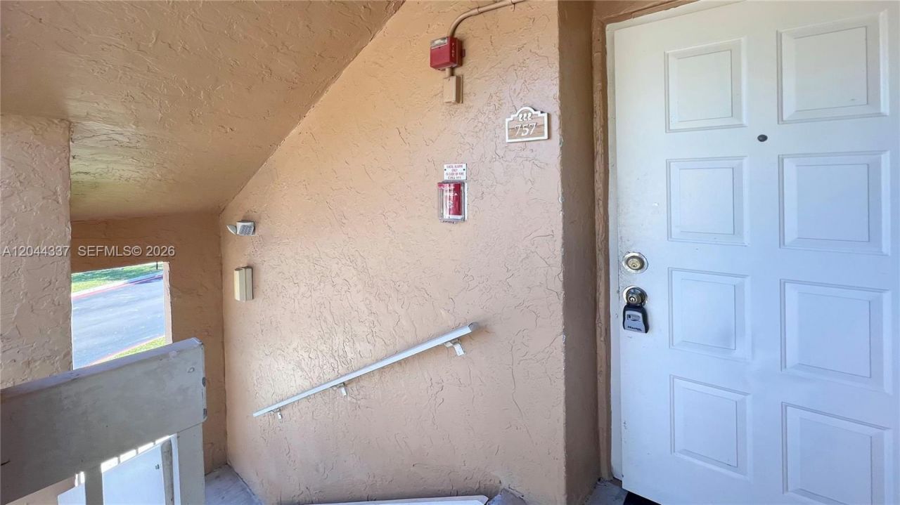 757 NW 92nd Ave , Unit 757, Plantation, FL 33324 Photo