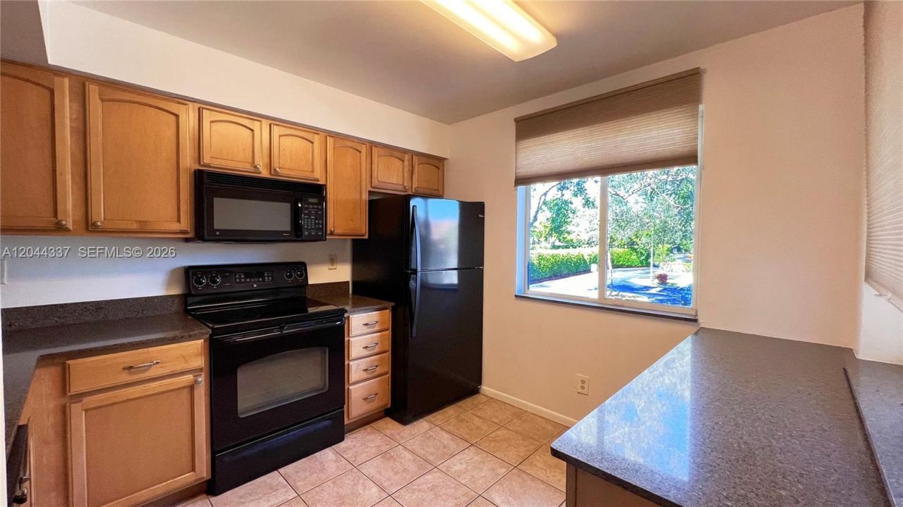 757 NW 92nd Ave , Unit 757, Plantation, FL 33324 Photo