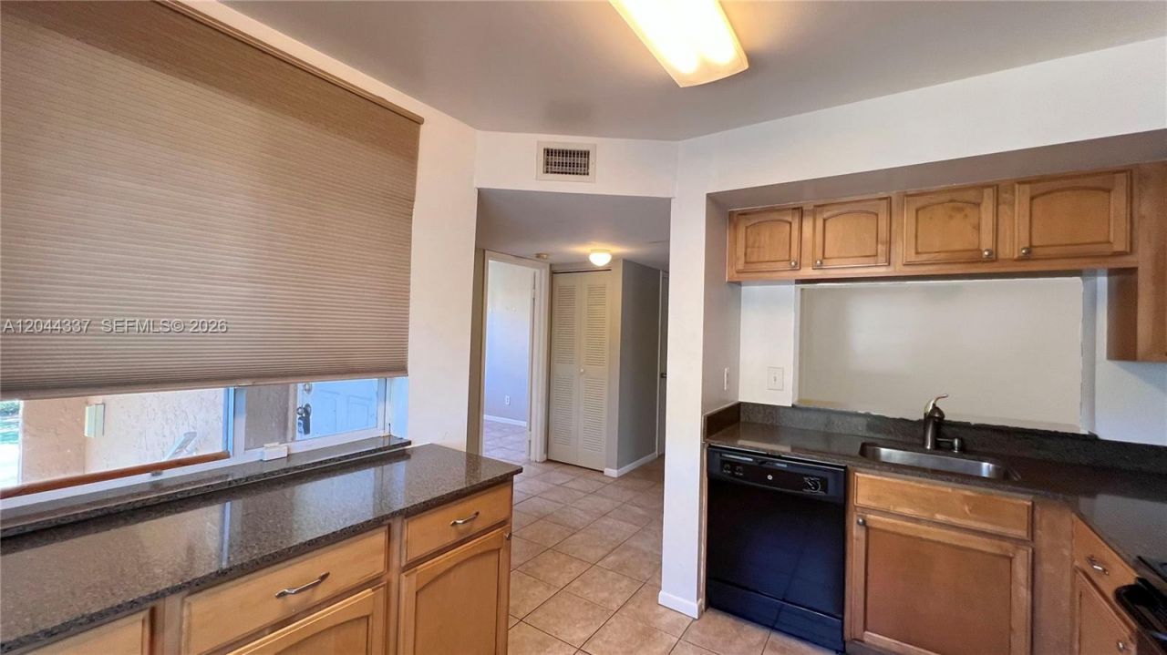 757 NW 92nd Ave , Unit 757, Plantation, FL 33324 Photo