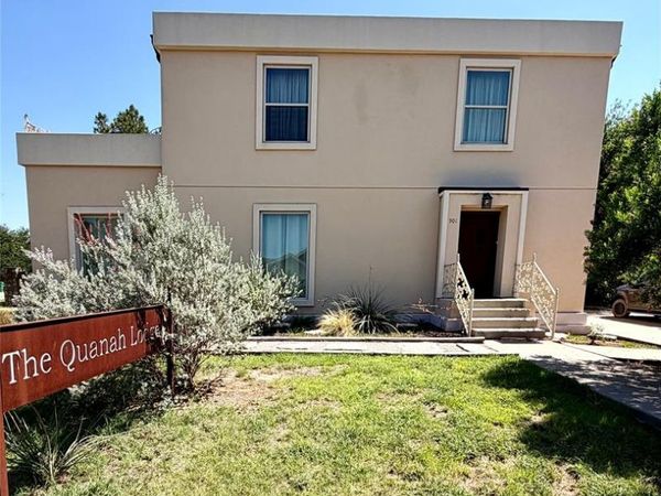 901 W Third Street, Quanah, TX 79252