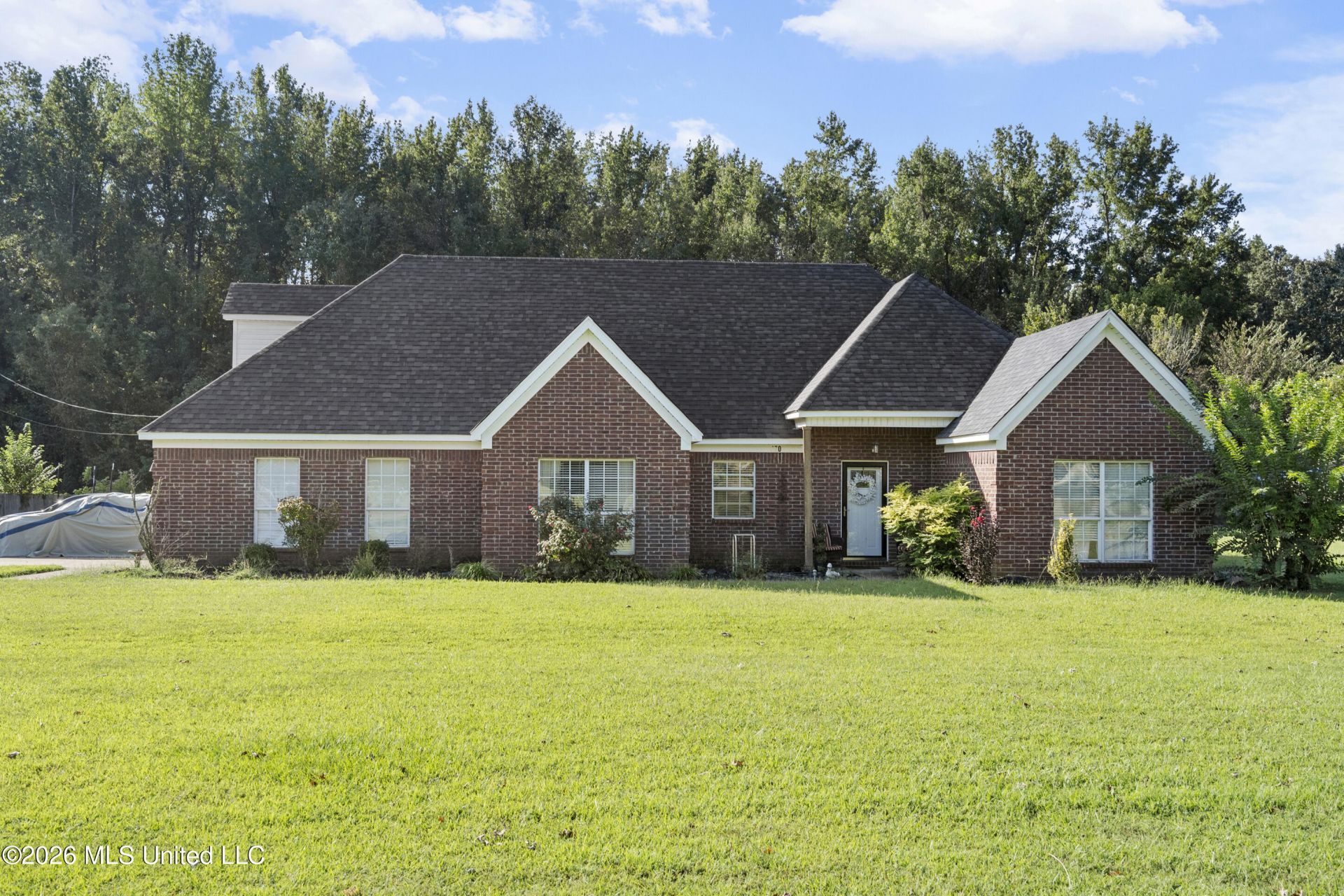 170 Dry Field Road, Byhalia, MS 38611 Main Photo