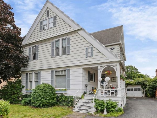 16 E Park Street, Albion, NY 14411