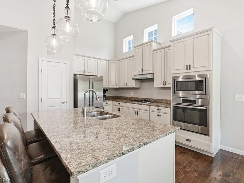 3111 Liberty Ledges Drive, Twinsburg, OH 44087 Photo 12