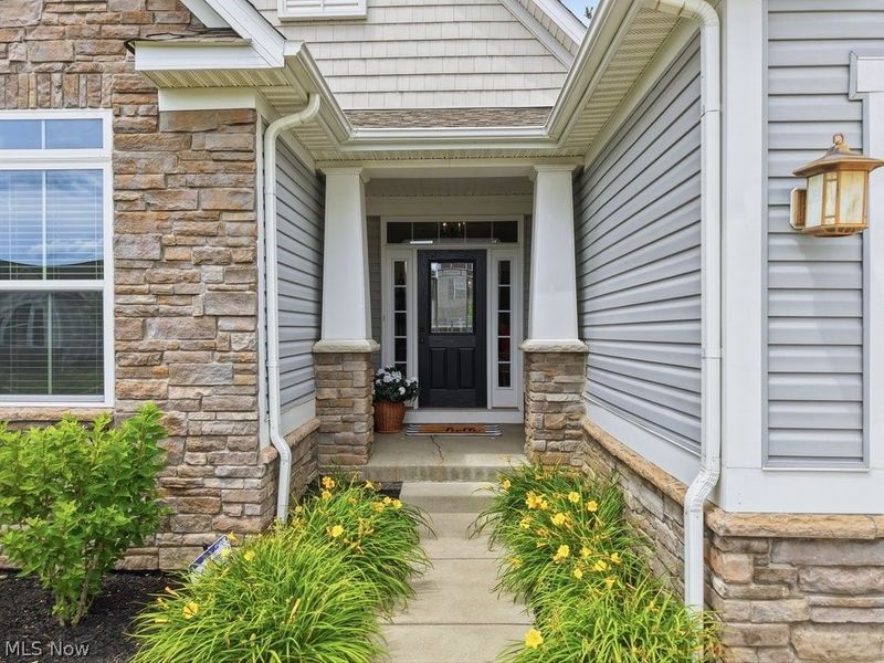 3111 Liberty Ledges Drive, Twinsburg, OH 44087 Photo 2