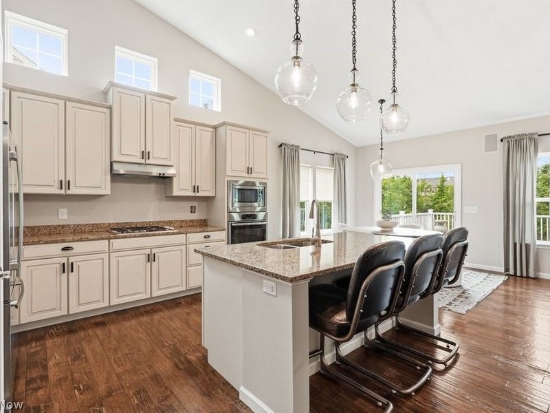 3111 Liberty Ledges Drive, Twinsburg, OH 44087 Photo 9