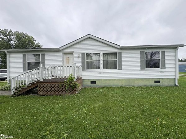 249 N Martin, Kahoka, MO 63445