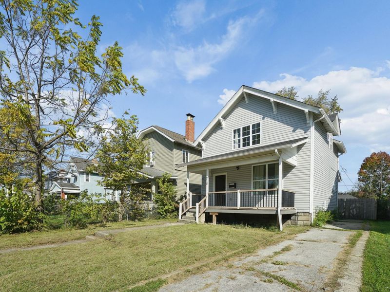 218 Whitethorne Avenue, Columbus, OH 43223 Photo 4