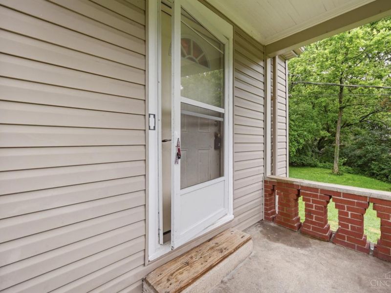 2258 Margaret Street, Cincinnati, OH 45214 Photo 3