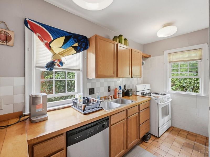 2258 Margaret Street, Cincinnati, OH 45214 Photo 9