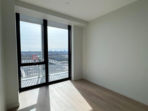 131-02B #14P 40th Rd , Flushing, NY 11354