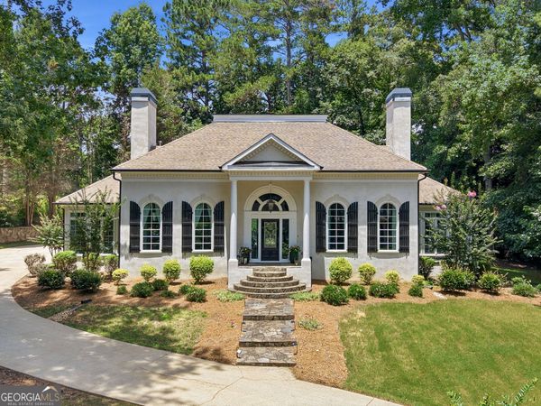 180 Pebble Beach Drive, Fayetteville, GA 30215