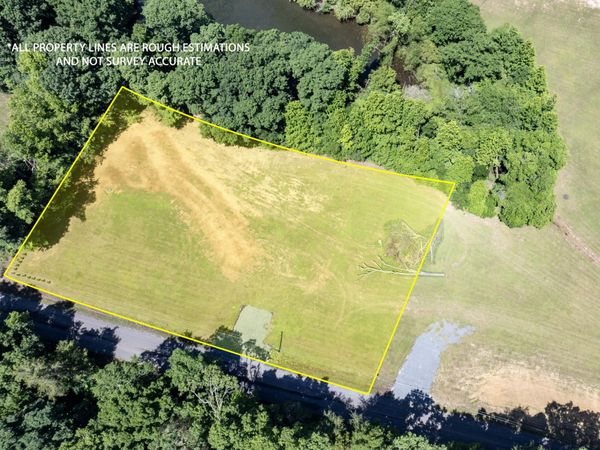 1088 Lower River Road , Decatur, TN 37322