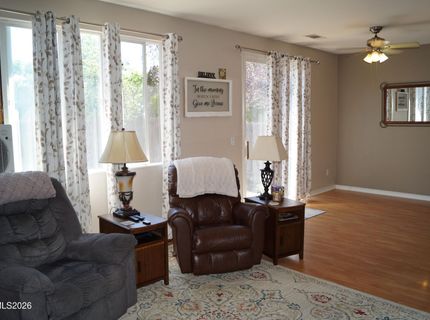 8630 Malibu Drive, Reno, NV 89506 Photo