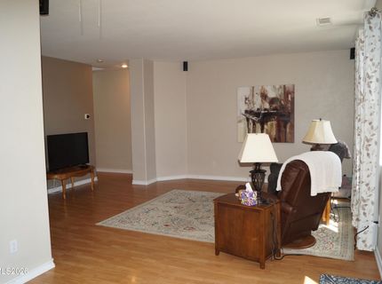 8630 Malibu Drive, Reno, NV 89506 Photo