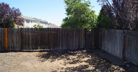 8630 Malibu Drive, Reno, NV 89506 Photo