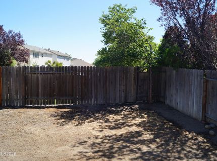 8630 Malibu Drive, Reno, NV 89506 Photo
