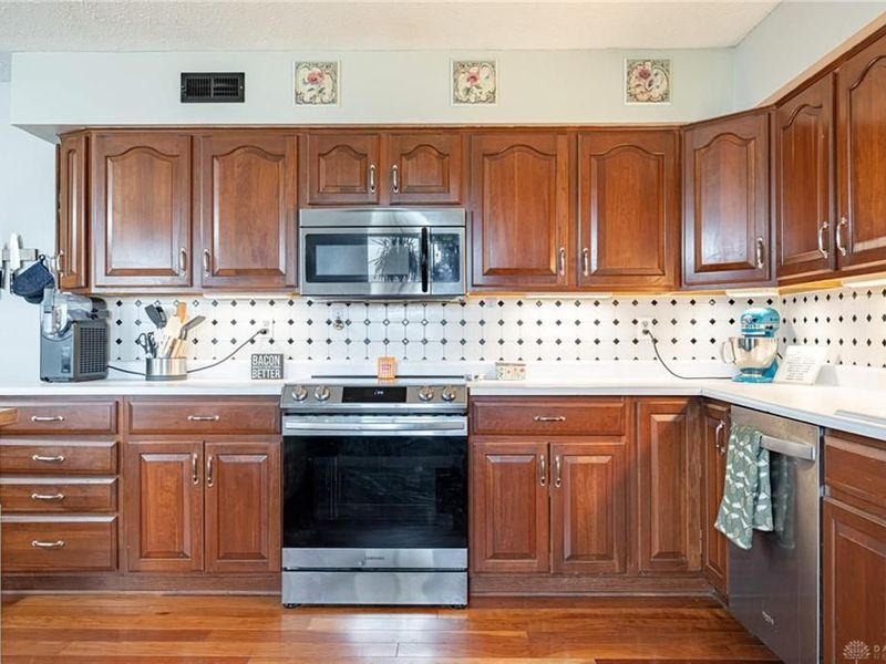 10551 Old Dayton Road, New Lebanon, OH 45345 Photo 10