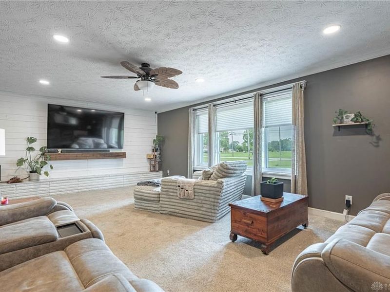 10551 Old Dayton Road, New Lebanon, OH 45345 Photo 5