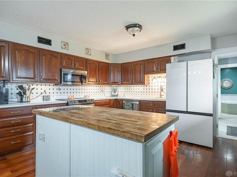 10551 Old Dayton Road, New Lebanon, OH 45345 Photo 9