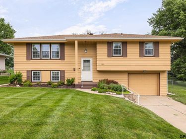 12306 Anne Street, Omaha, NE 68137