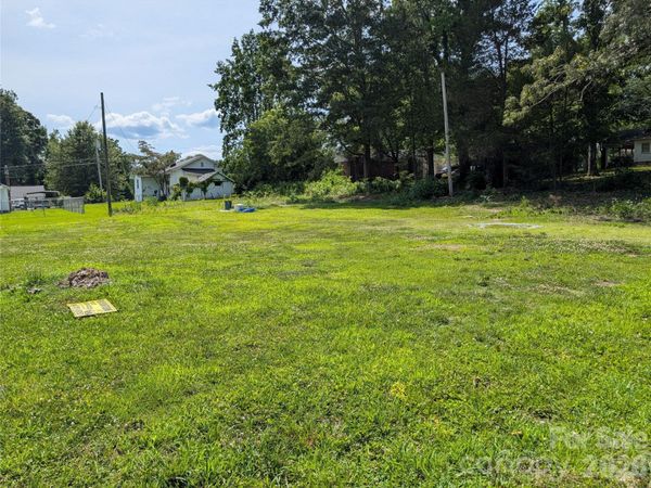 106 S Cherry Street , Cherryville, NC 28021