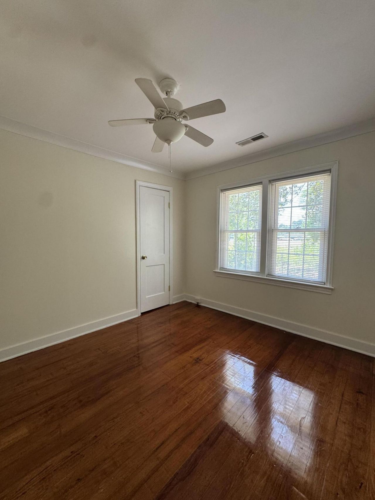 933 S Live Oak Drive Photo 9
