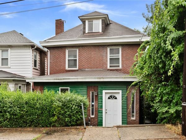 129 Burrows St, Pittsburgh, PA 15213
