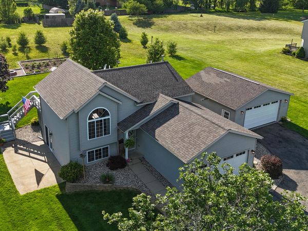12211 Ives Meadow Lane NE, Cedar Springs, MI 49319