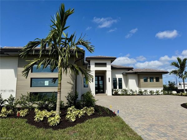 25546 Crystal Shore DR, BONITA SPRINGS, FL 34135