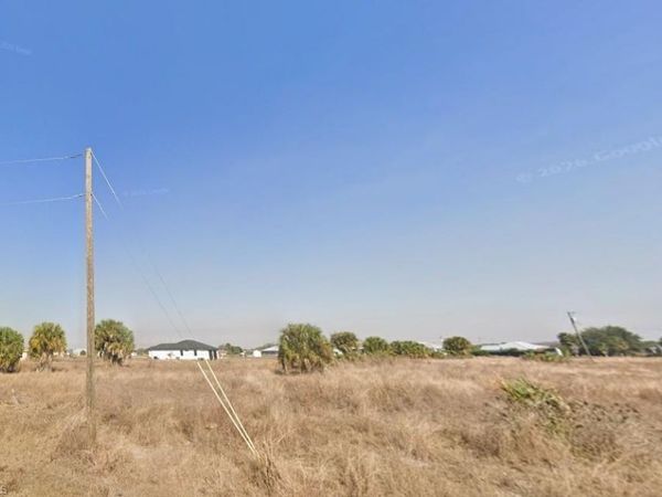 Moore RUN , LABELLE, FL 33935