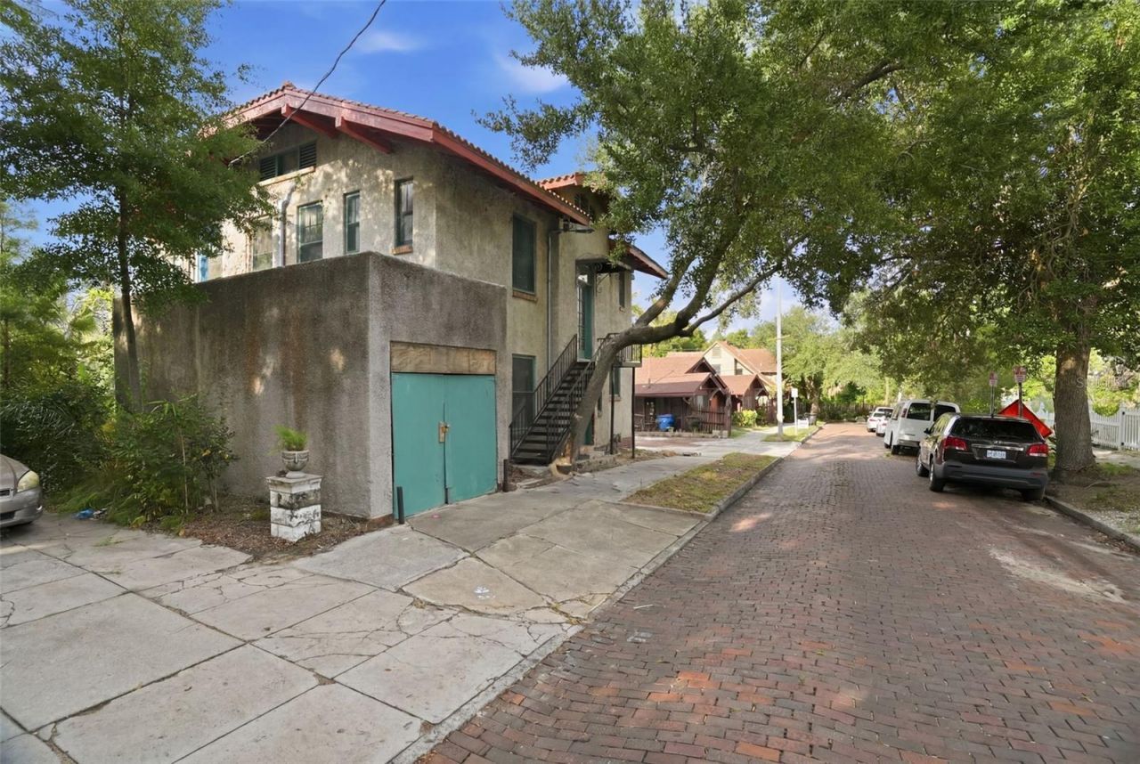 651 10th Ave S , Saint Petersburg, FL 33701 Photo