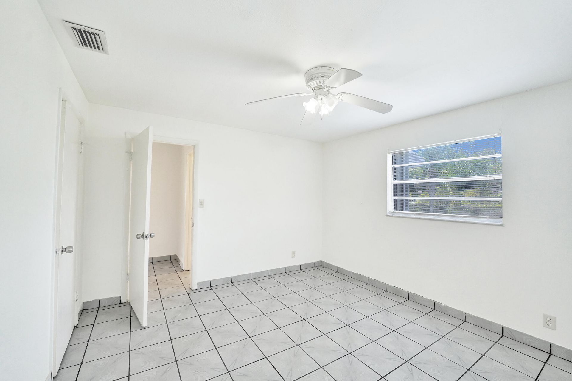 5830 Garfield Street, Hollywood, FL 33021 Photo