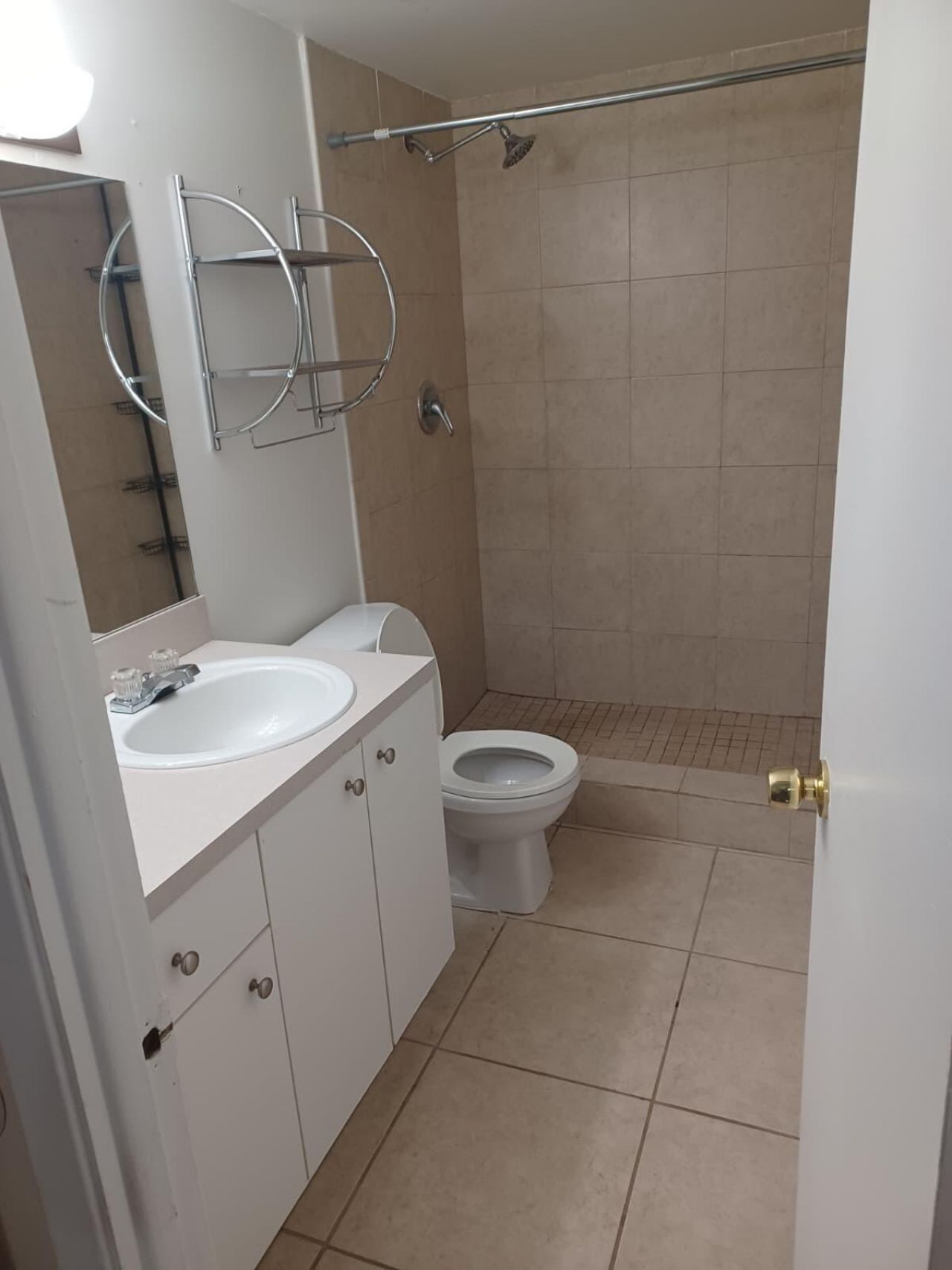 407 Executive Center Drive, Unit 203, West Palm Beach, FL 33401 Photo