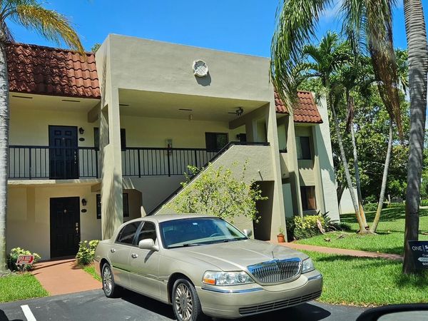 110 NW 70th Street, Unit 1030, Boca Raton, FL 33487