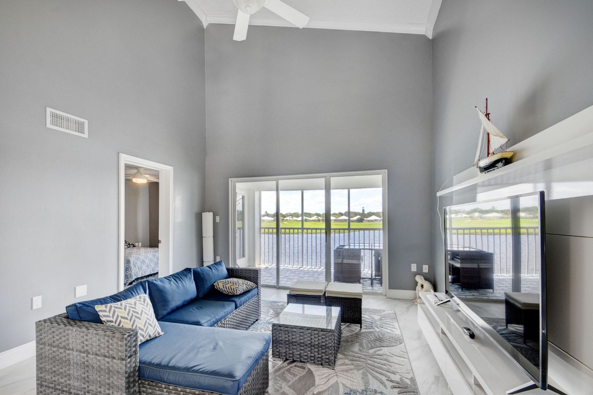 9204 Glenmoor Drive, West Palm Beach, FL 33409 Photo