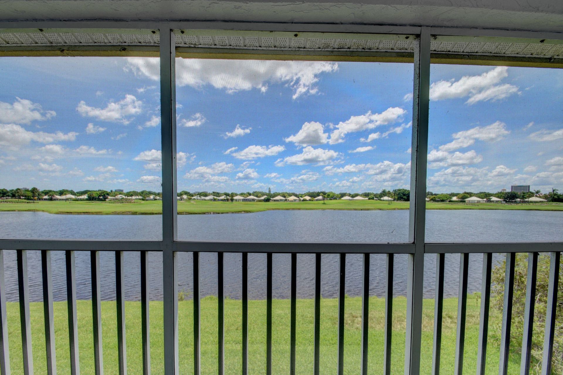 9204 Glenmoor Drive, West Palm Beach, FL 33409 Photo