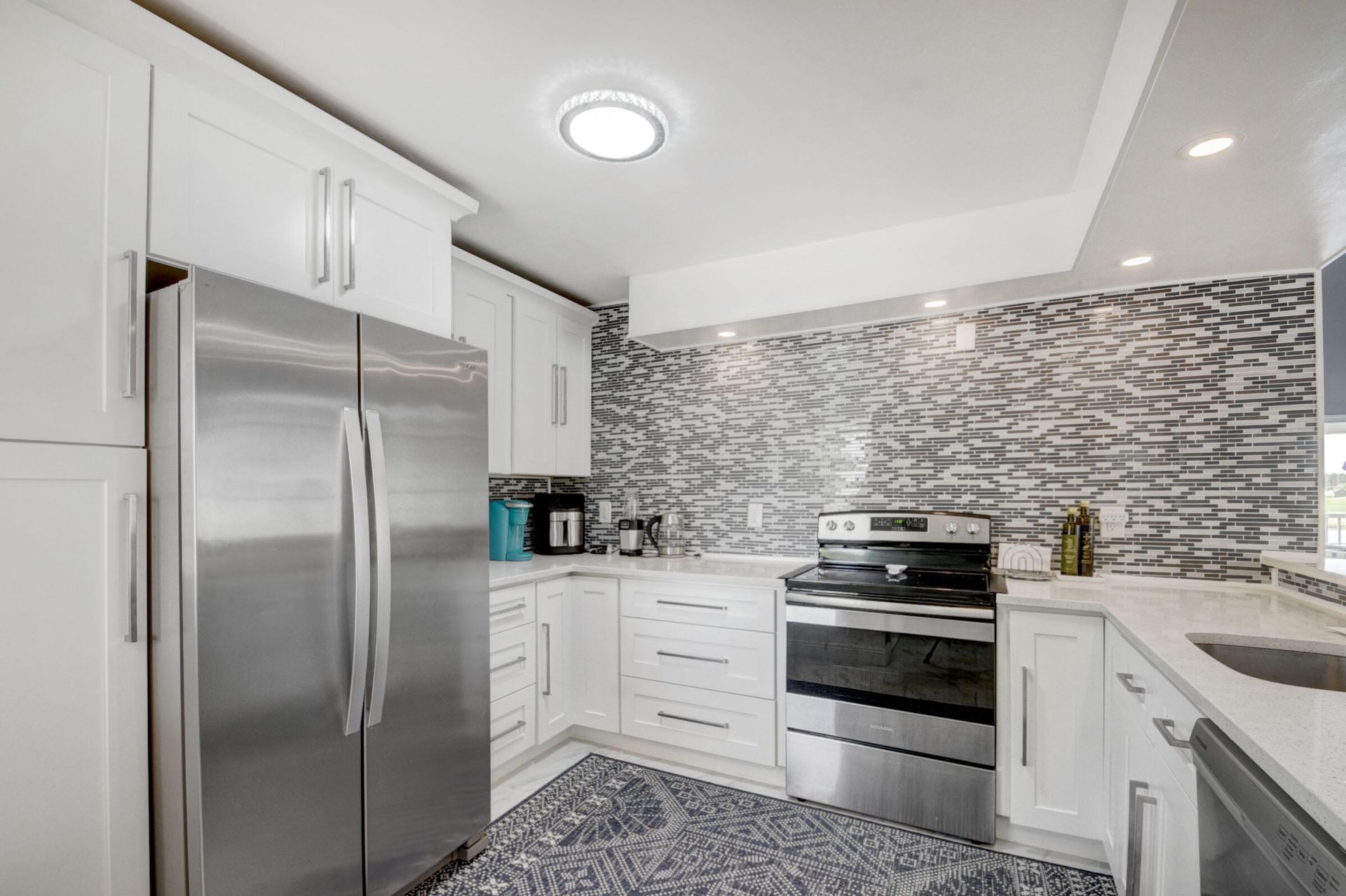 9204 Glenmoor Drive, West Palm Beach, FL 33409 Photo