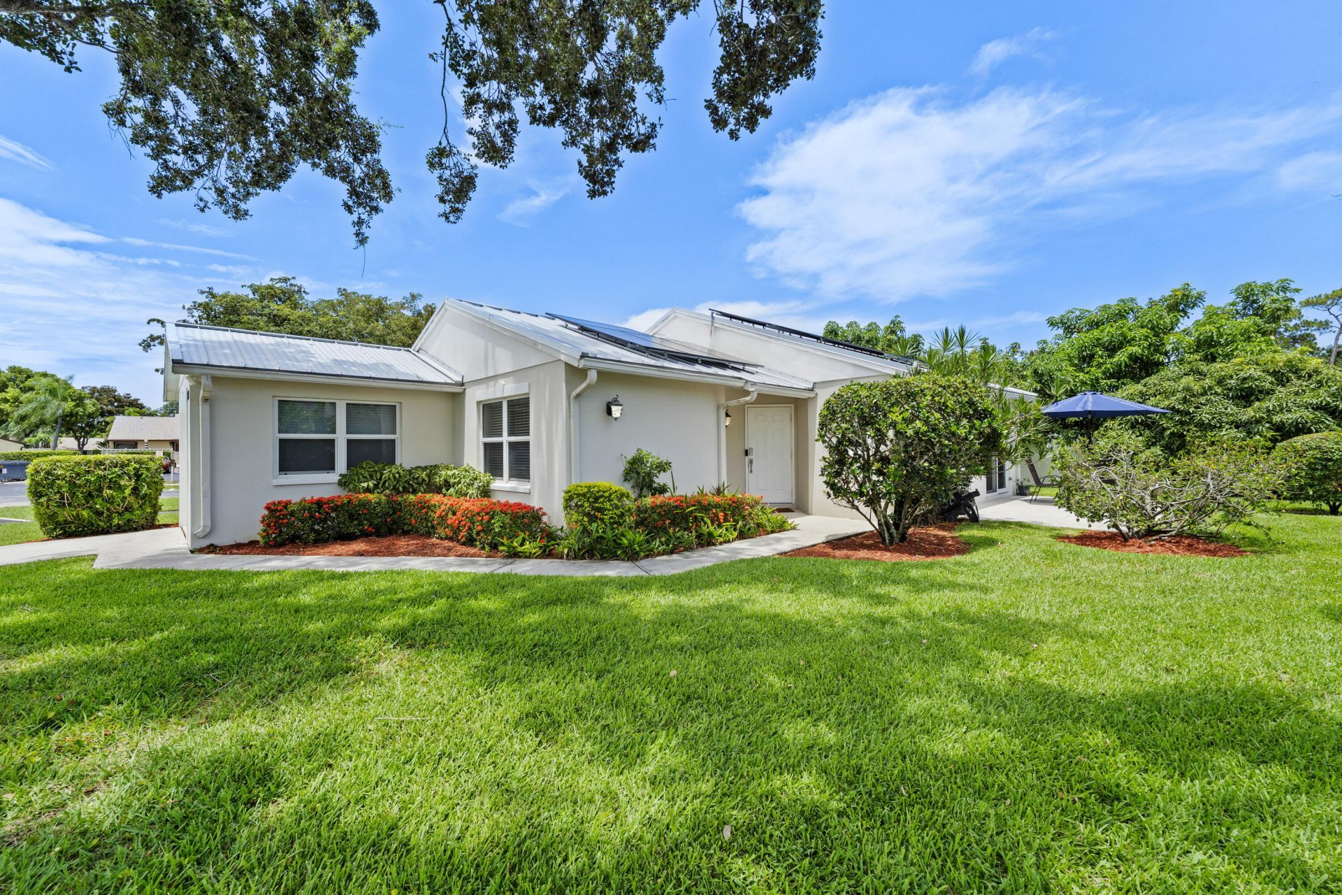 1264 Pine Sage Circle, West Palm Beach, FL 33409 Photo