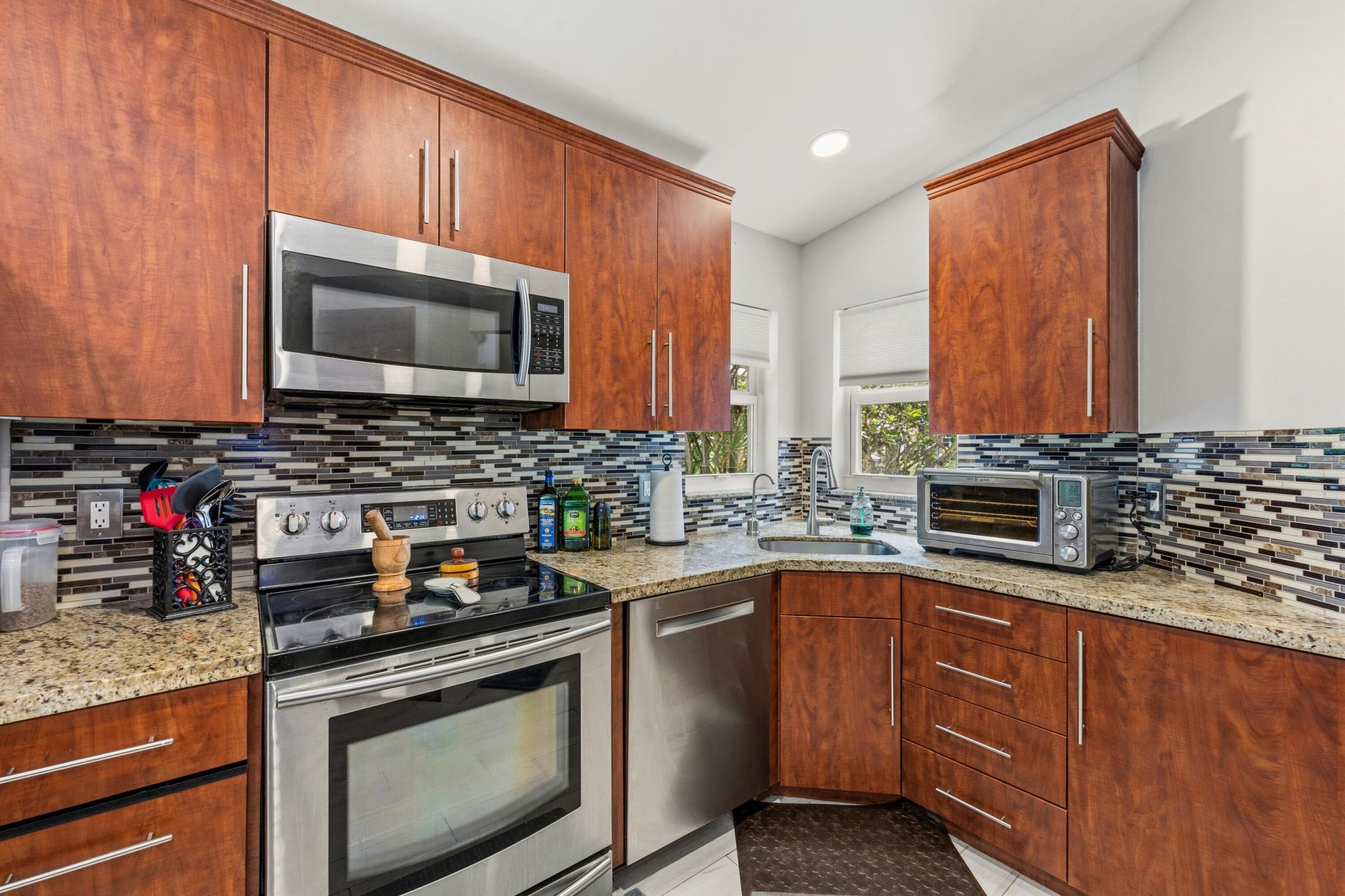1264 Pine Sage Circle, West Palm Beach, FL 33409 Photo