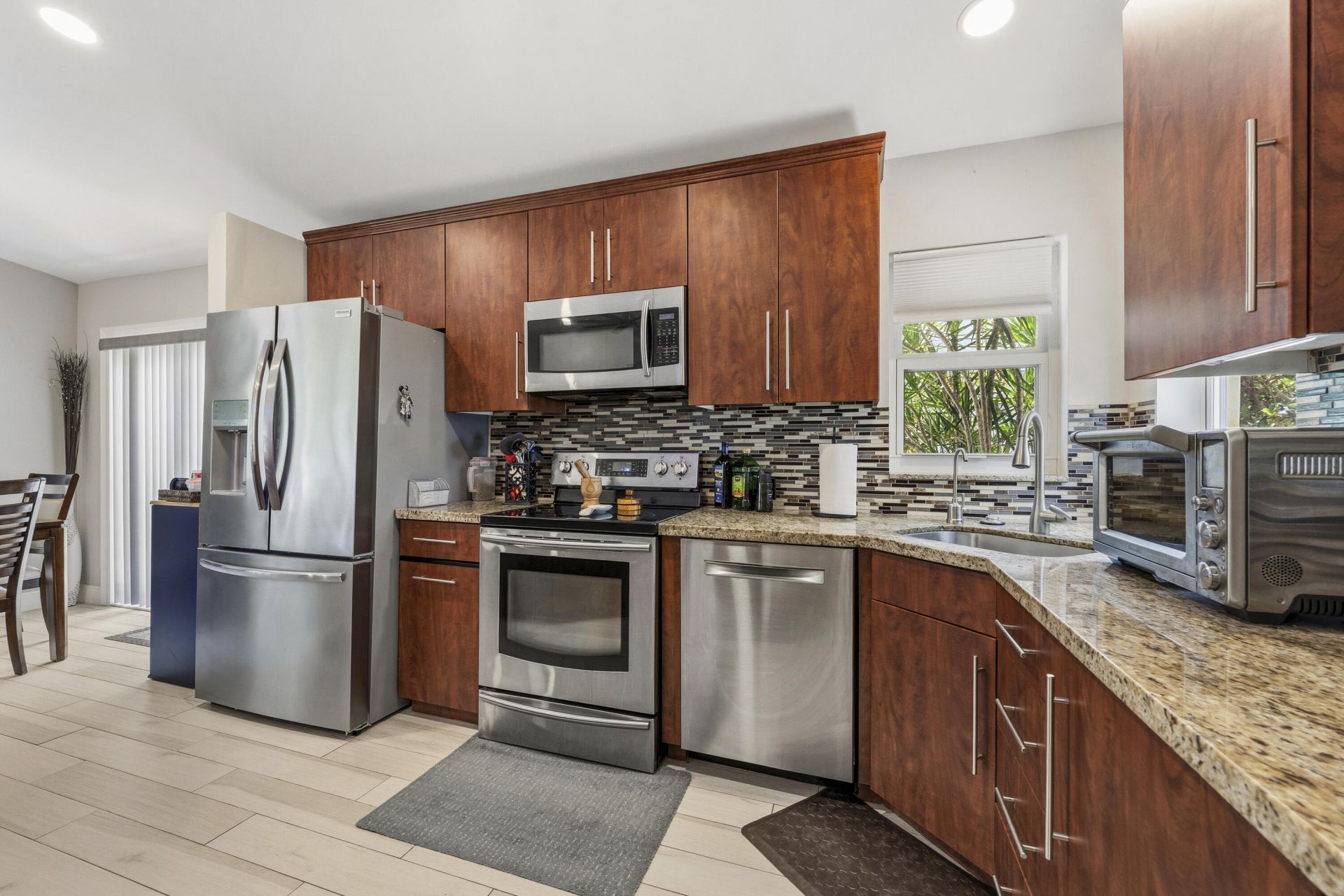 1264 Pine Sage Circle, West Palm Beach, FL 33409 Photo