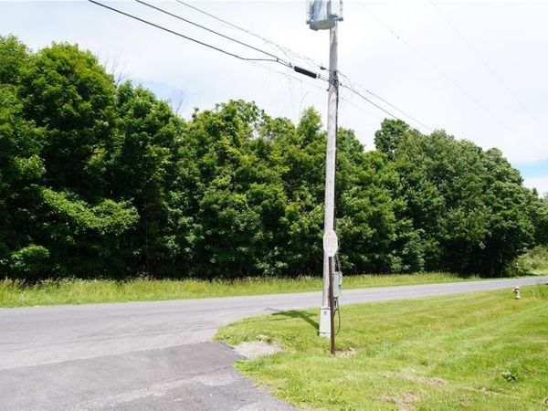 Lot 10 Middle Road , Oswego, NY 13126