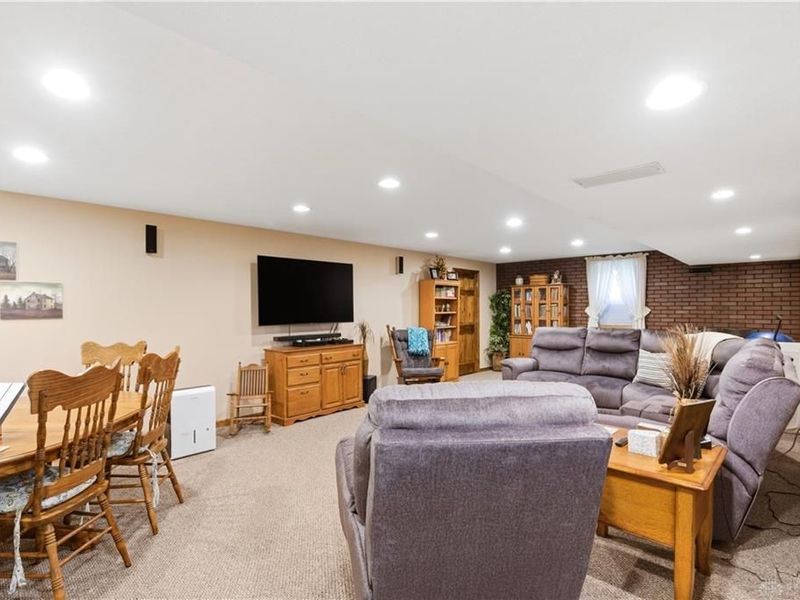 689B Wolf Road, West Alexandria, OH 45381 Photo 55