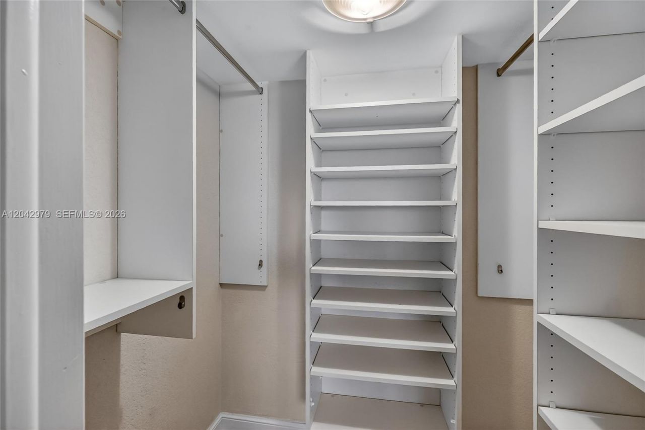 4015 W Palm Aire Dr, Unit 502, Pompano Beach, FL 33069 Photo