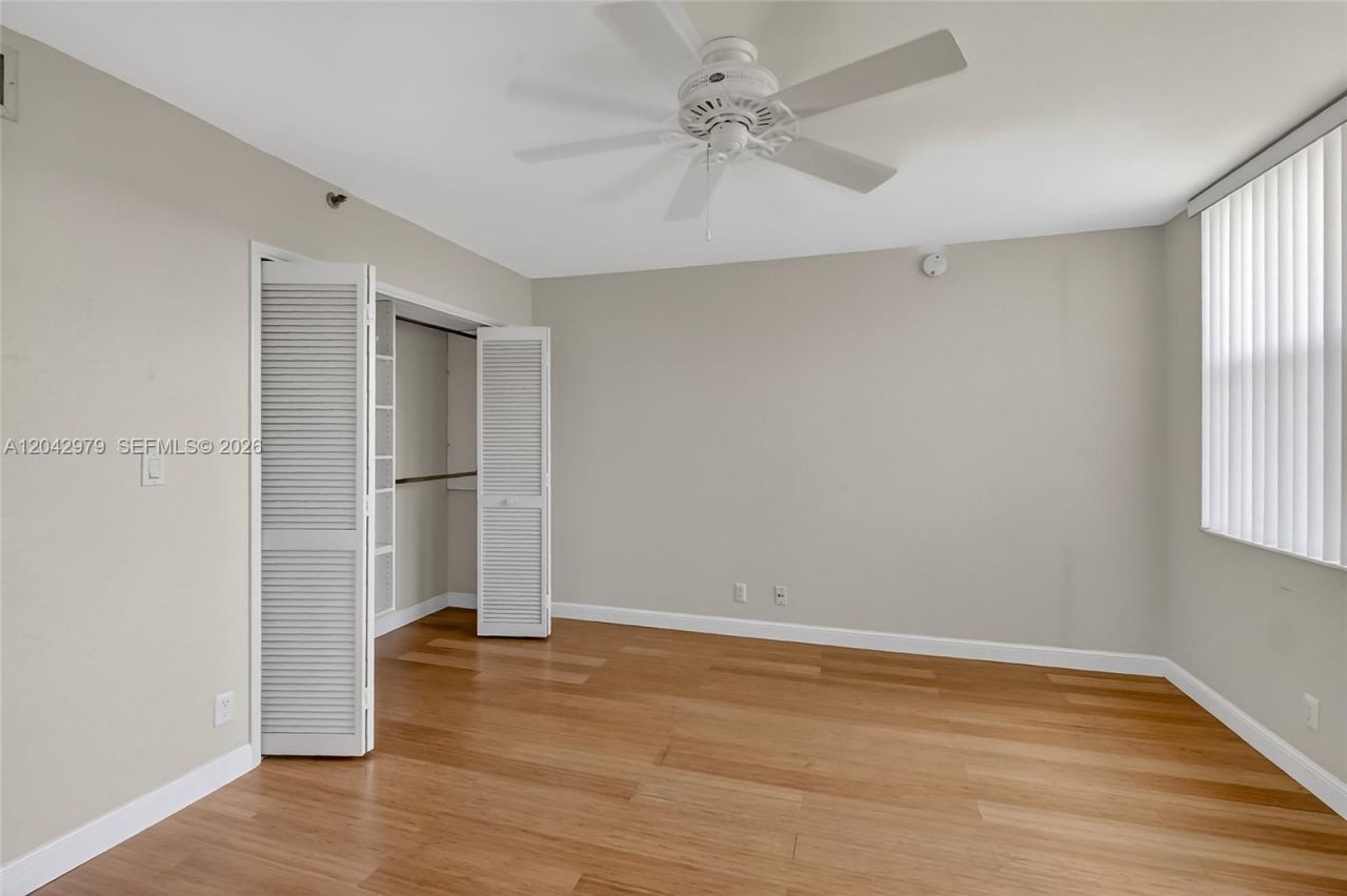 4015 W Palm Aire Dr, Unit 502, Pompano Beach, FL 33069 Photo