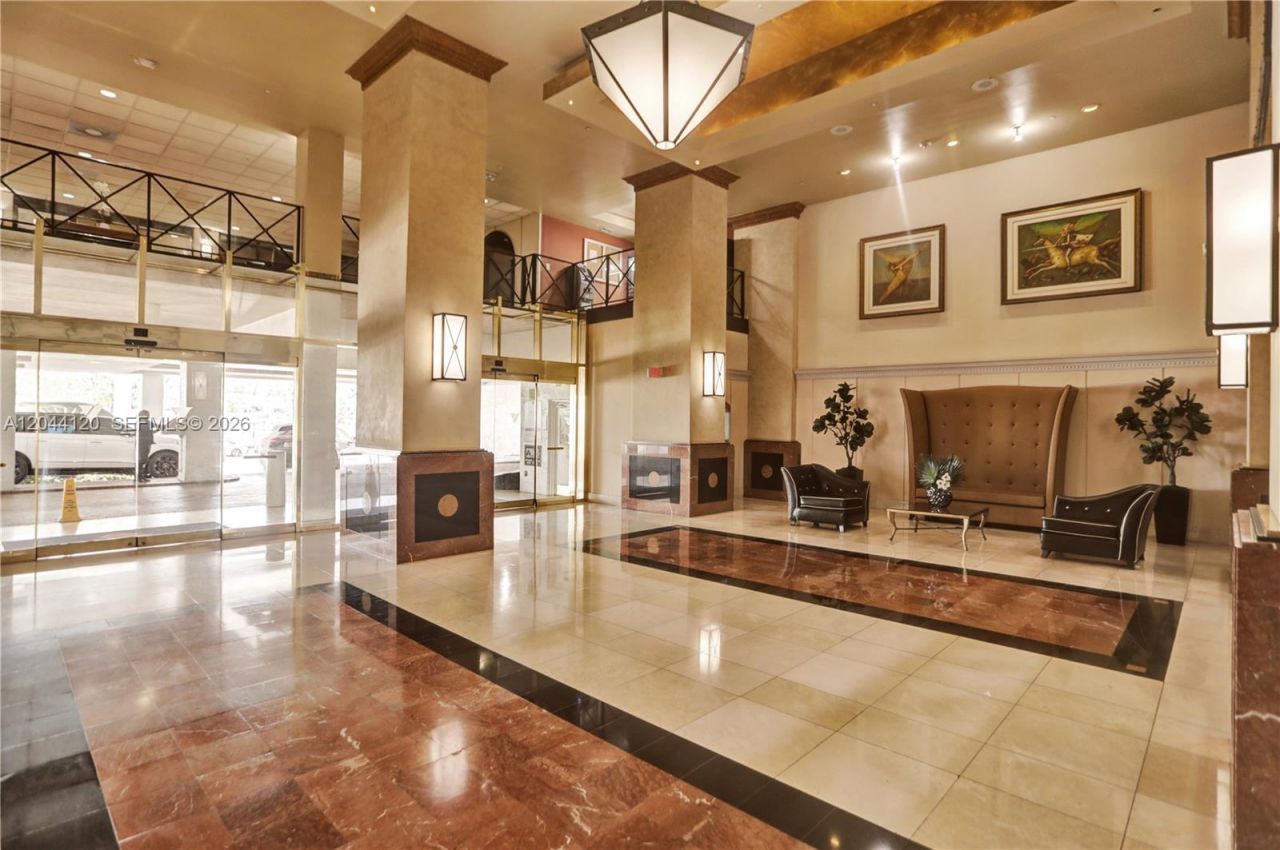 555 NE 15th St , Unit 20I, Miami, FL 33132 Photo