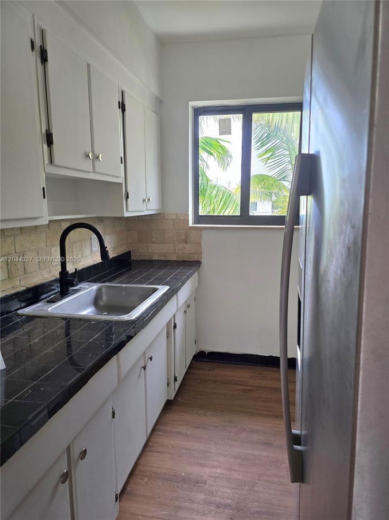 7035 Rue Granville, Unit 3, Miami Beach, FL 33141 Photo