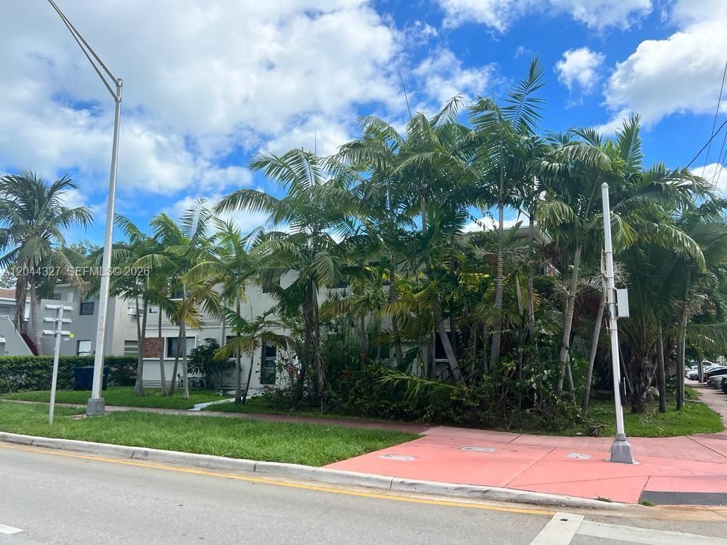 7035 Rue Granville , Unit 3, Miami Beach, FL 33141 Photo