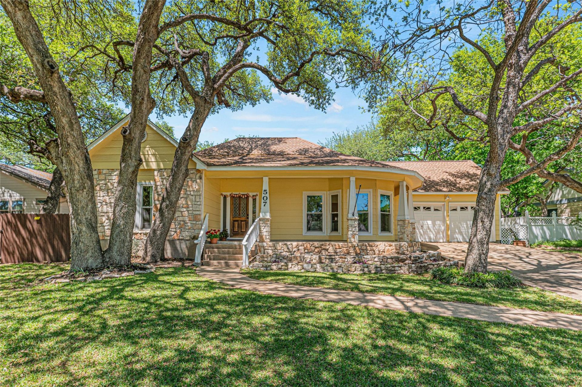 507 Tumlinson Fort Dr, Leander, TX 78641 Main Photo