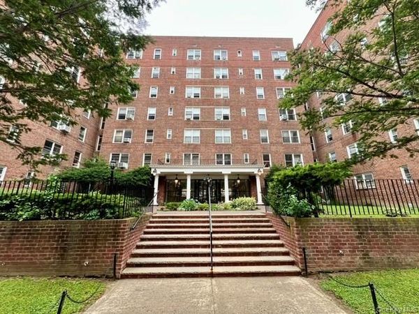105-25 64th Ave , Unit 1H, Forest Hills, NY 11375
