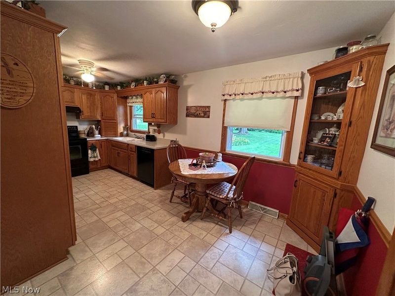 656 Dan Street, Smithville, OH 44677 Photo 7